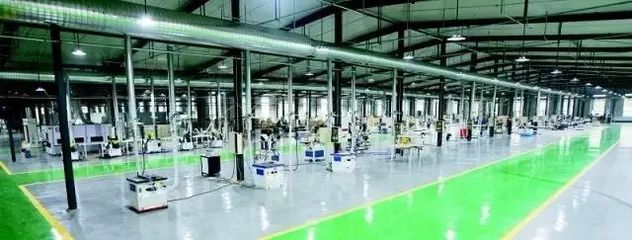 我市涌現(xiàn)一批網(wǎng)售千萬(wàn)級(jí)、億級(jí)店鋪和&ldquo;互聯(lián)網(wǎng)+&rdquo;新型企業(yè)