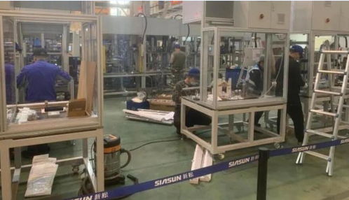 封閉,但不停產(chǎn) 臨港這家機(jī)器人基地員工 逆行 保衛(wèi)供應(yīng)鏈